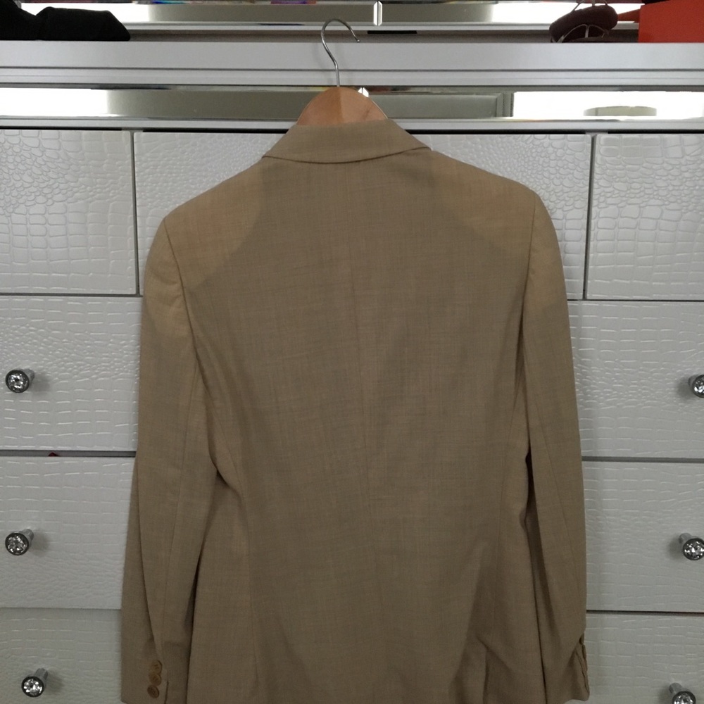 Blazer - Picture 3 of 4